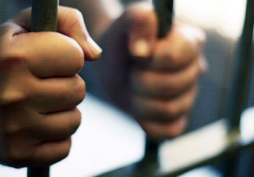 Casa por cárcel para delitos contra el estado podría caerse por vicios de trámite