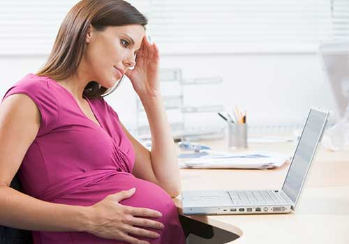 Estabilidad laboral en prestación de servicios aplica si la embarazada demuestra un contrato realidad